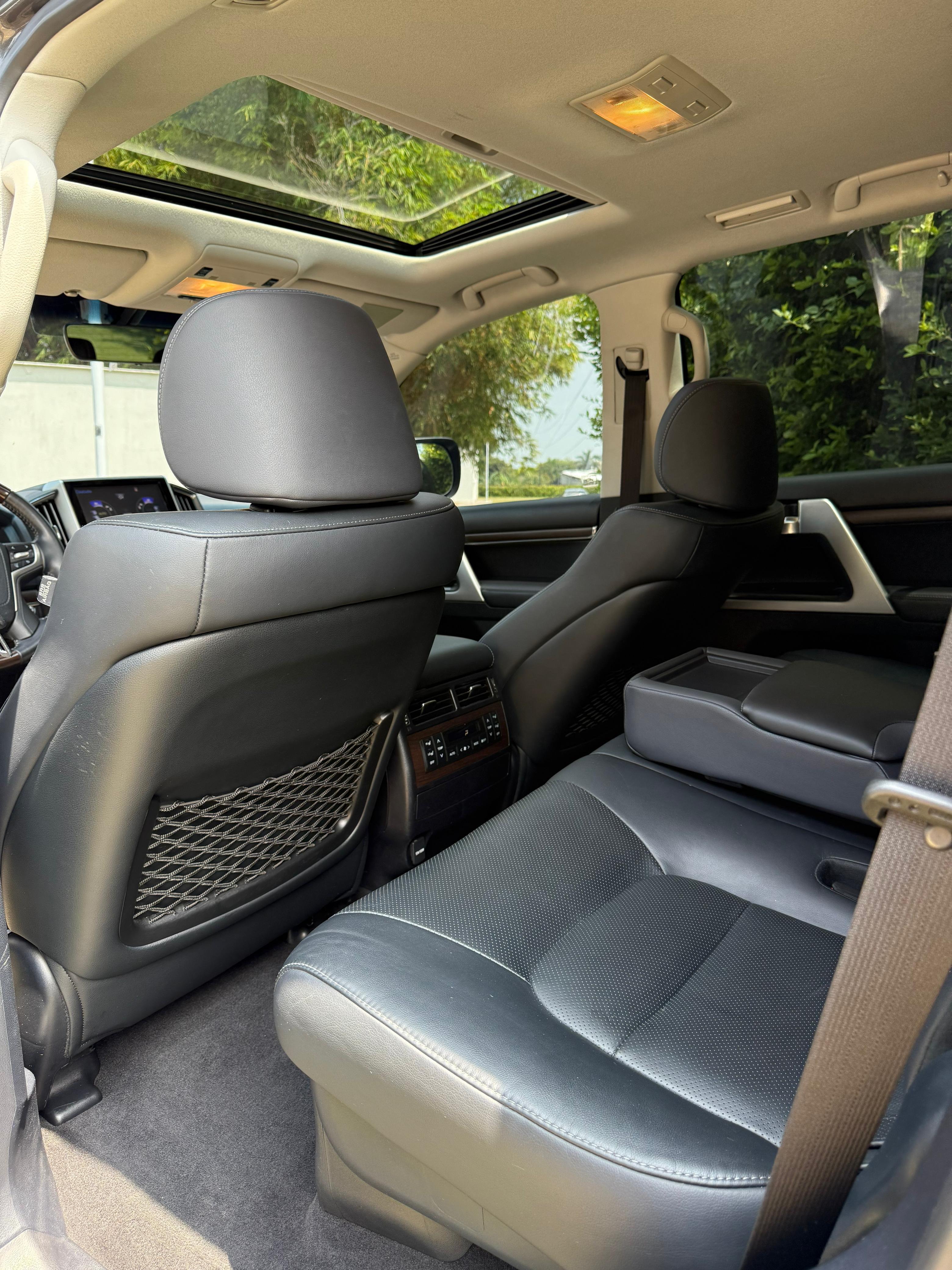 TOYOTA LC200 VX IMPERIAL DIÉSEL