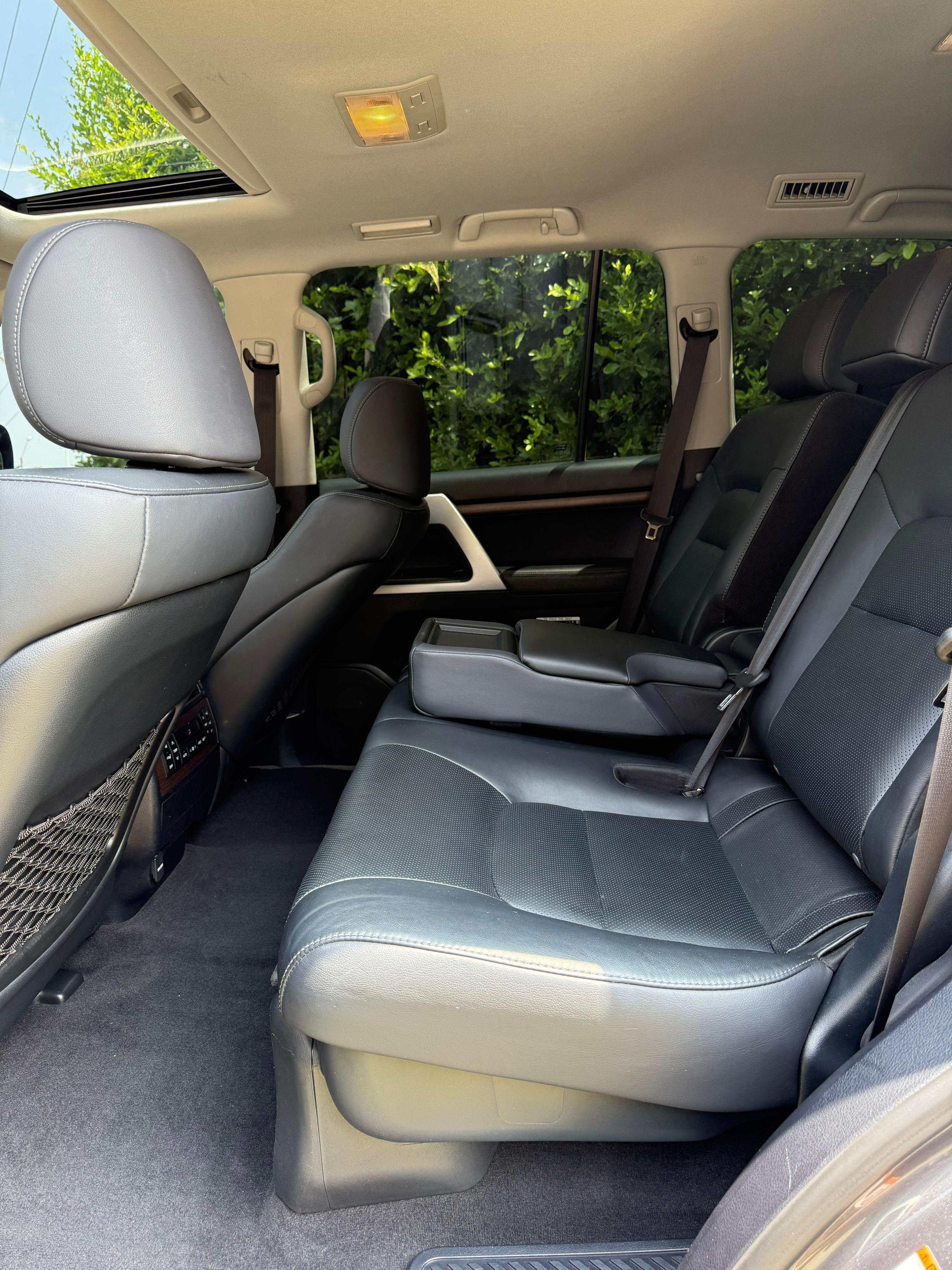 TOYOTA LC200 VX IMPERIAL DIÉSEL